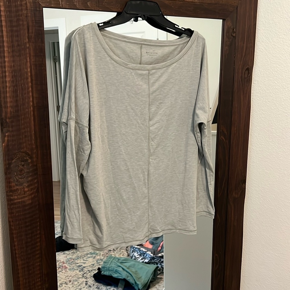 Athleta tunic long sleeve top